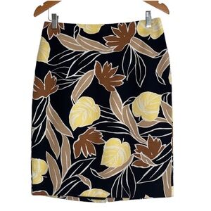 Ann‎ Taylor Texture Leaf Print Skirt Size 6P